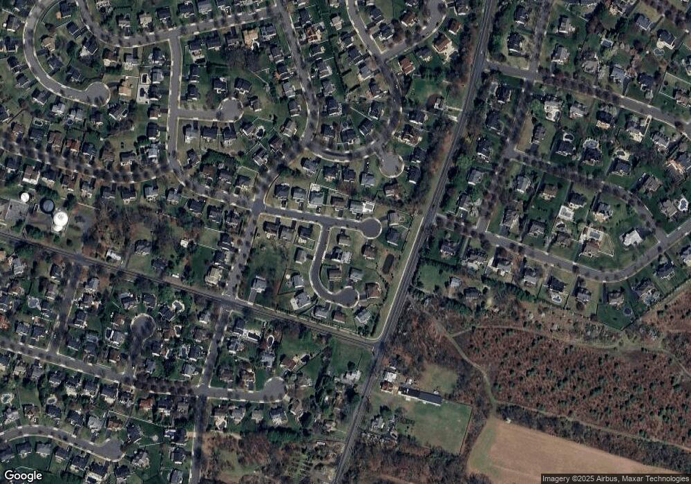 8 Pasteur Ct, East Windsor, NJ 08520 - photo 1