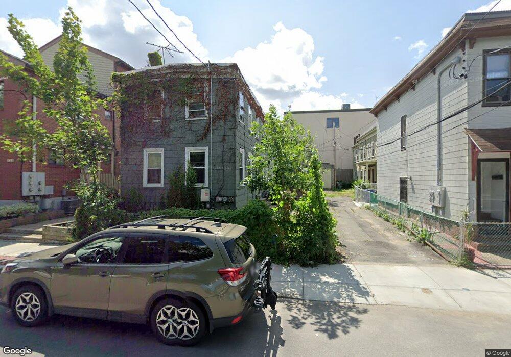 4 Gore St, Cambridge, MA 02141 - photo 1