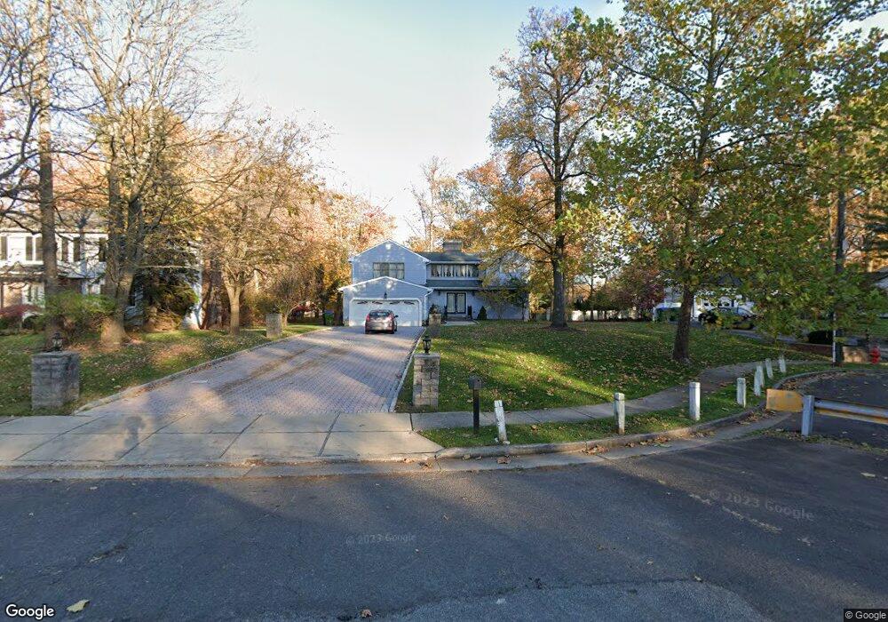 64 Ellmyer Rd, Edison, NJ 08820 - photo 1