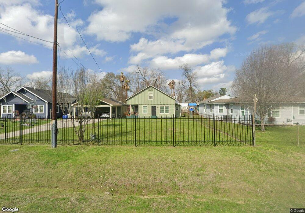1311 Firnat St, Houston, TX 77022 - photo 1