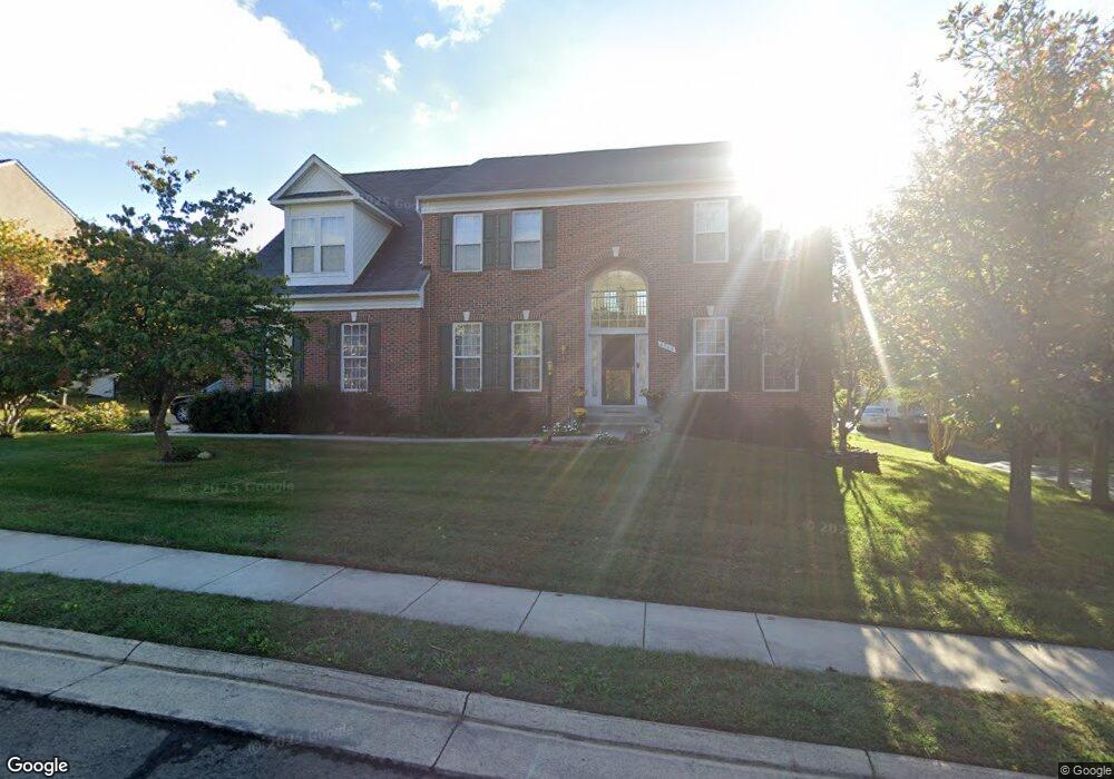 4960 Marshall Crown Rd, Centreville, VA 20120 - photo 1