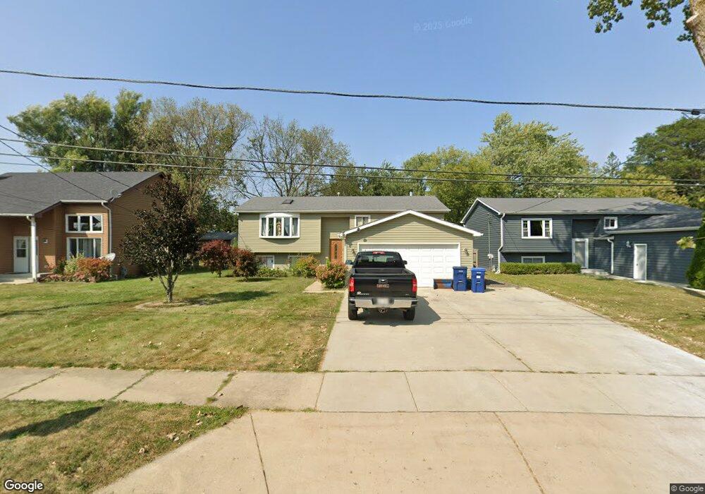 2820 W Nemesis Ave, Waukegan, IL 60087 - photo 1
