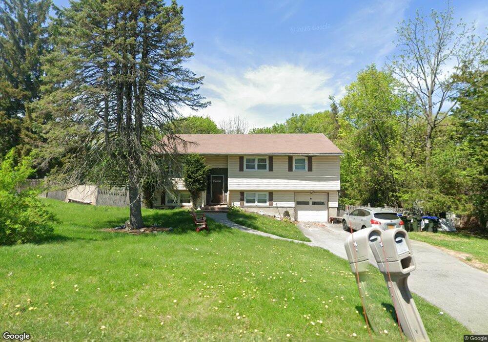 14 Hawthorne Dr, Monroe, NY 10950 - photo 1