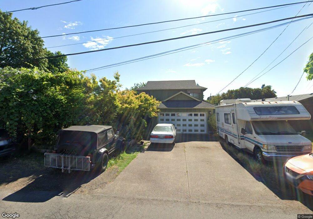 925 Arcadia Dr, Eugene, OR 97401 - photo 1