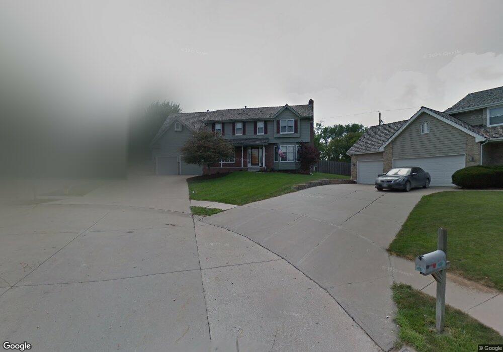 4866 S, Omaha, NE 68135 - photo 1