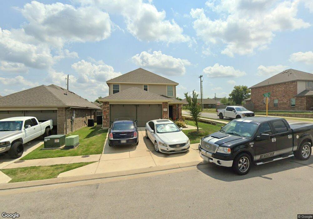 1501 Mark Ln, Ennis, TX 75119 - photo 1