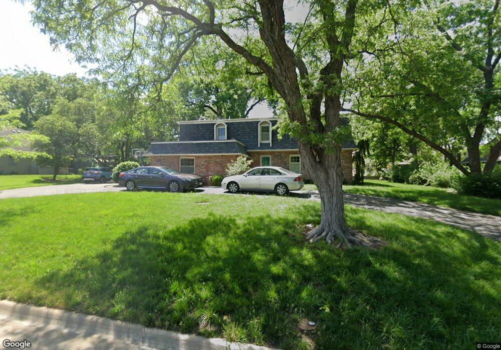 3051 SW Burlingame Rd, Topeka, KS 66611 - photo 1