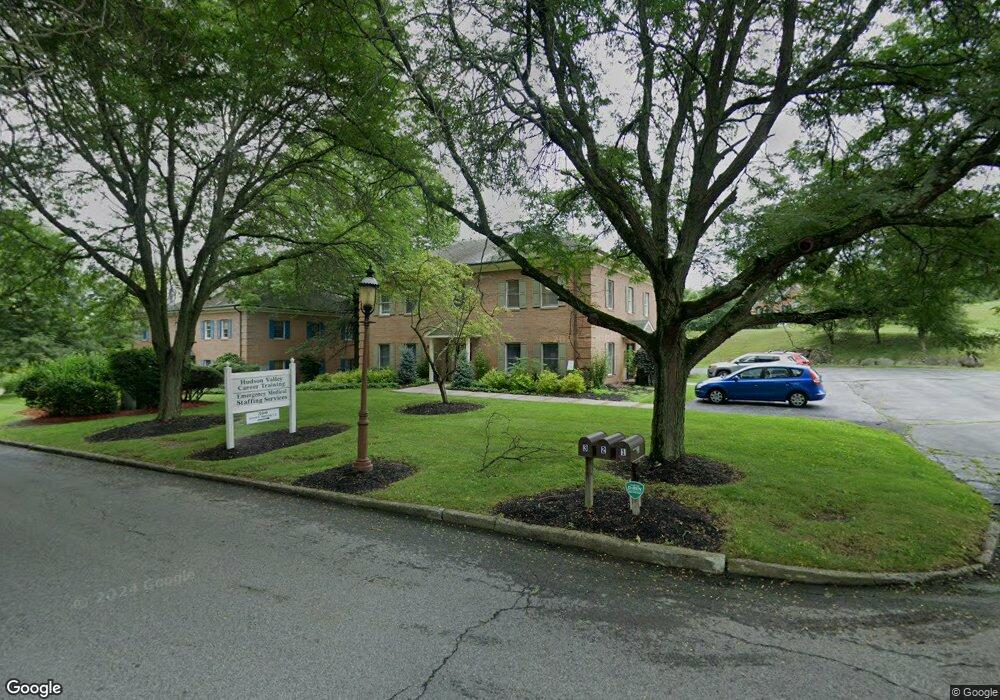 550 Stony Brook Ct unit Ste 2, Newburgh, NY 12550 - photo 1