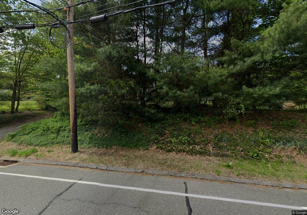 137 Elm St, Monroe, CT 06468 - photo 1