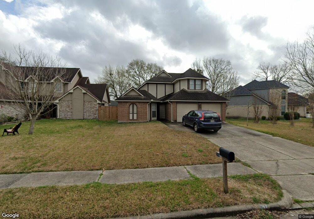 717 Regency Ct, Friendswood, TX 77546 - photo 1