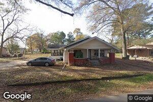 703 N Locust St, Waldo, AR 71770