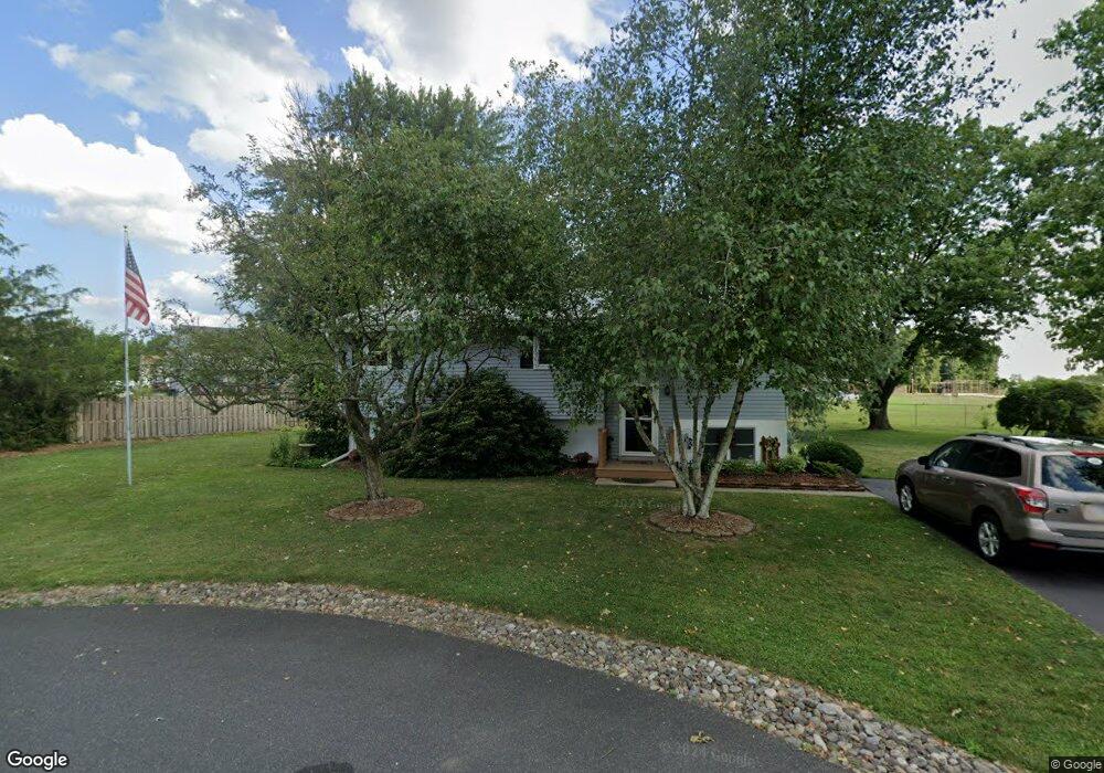 6 Circle Dr unit 4, Gettysburg, PA 17325 - photo 1