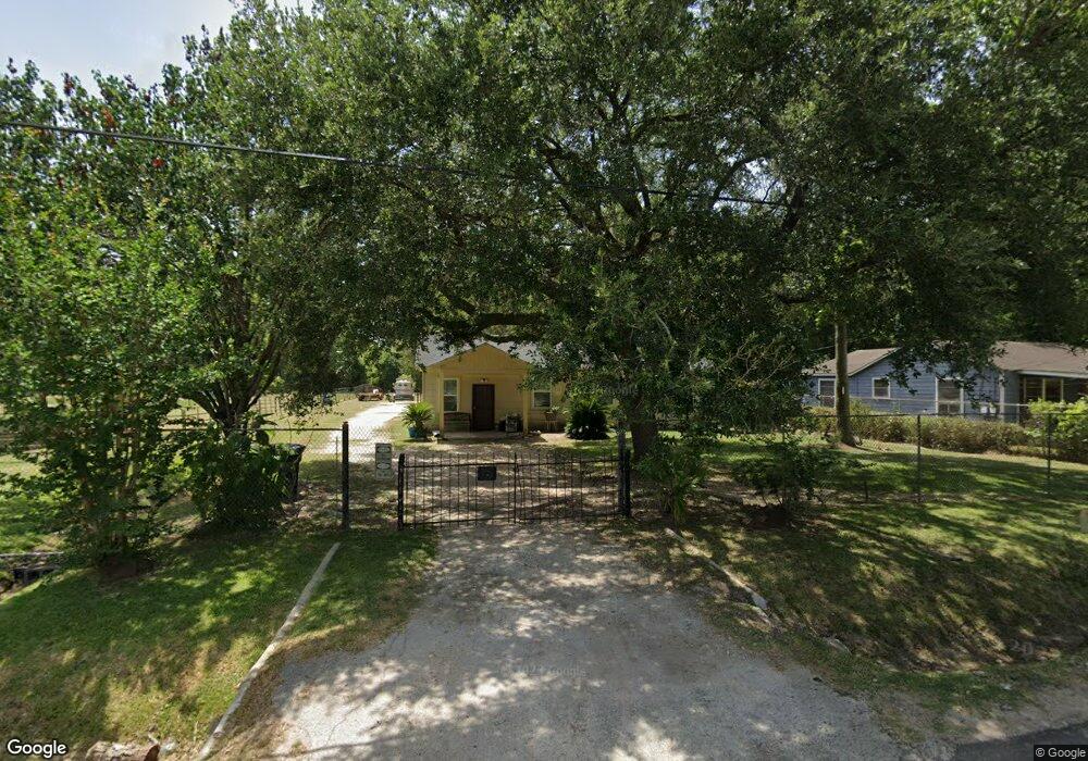 9623 Irby St, Houston, TX 77088 - photo 1