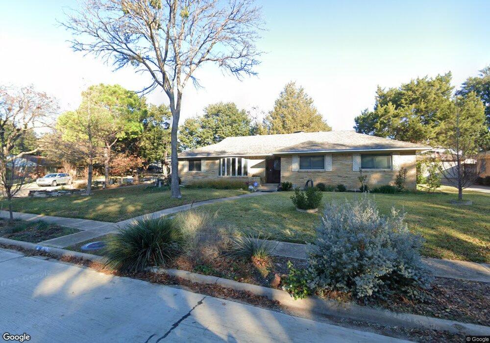6207 Saint Albans Dr, Dallas, TX 75214 - photo 1