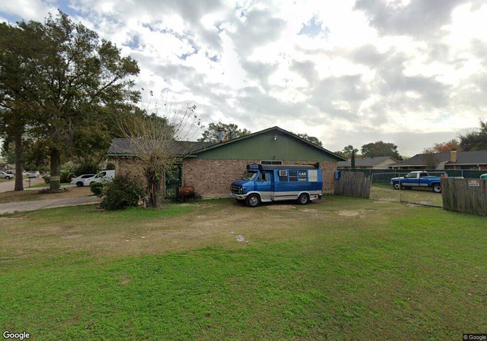 2611 Regal Wood Dr, Houston, TX 77038 - photo 1