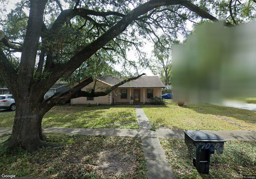 7702 Dixie Dr, Houston, TX 77087 - photo 1