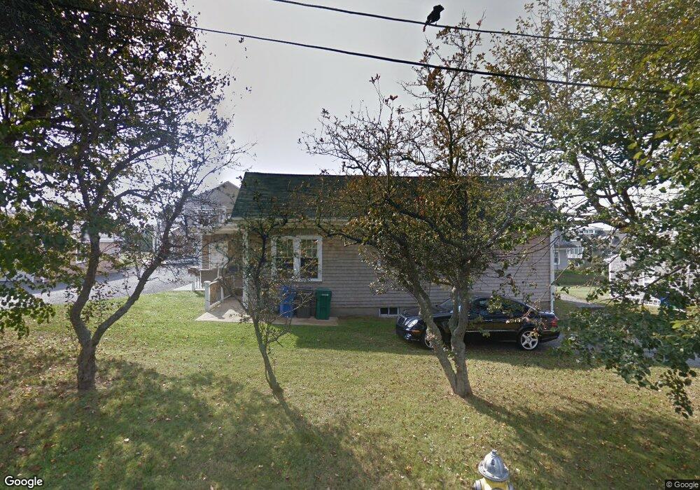 21 Hoover Rd unit 23, Middletown, RI 02842 - photo 1