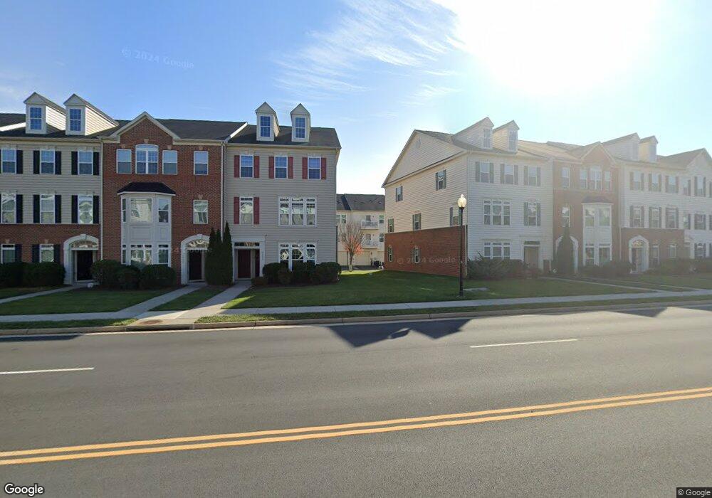 24664 Hutchinson Farm Rd, Chantilly, VA 20152 - photo 1