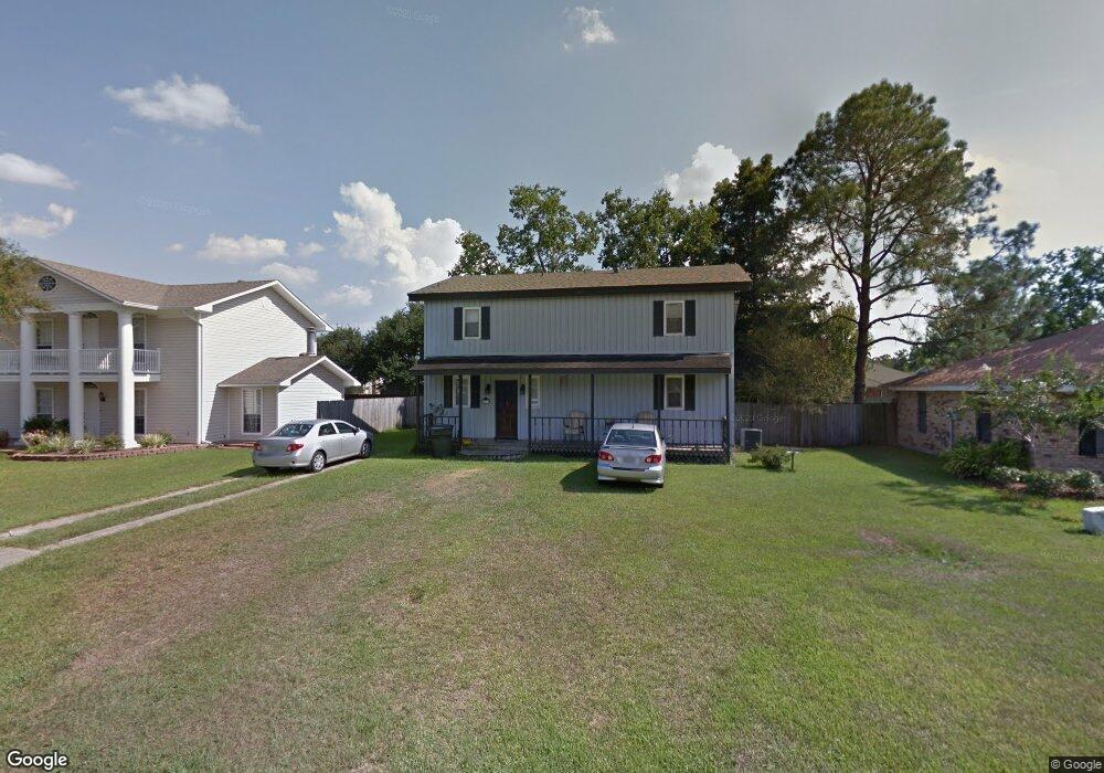 131 E Greenway St, Lake Charles, LA 70605 - photo 1