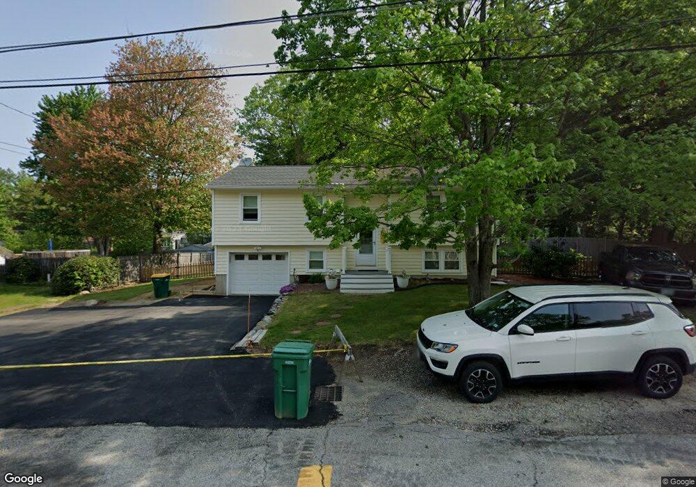 15 Maplewood Ave, Rochester, NH 03867 - photo 1