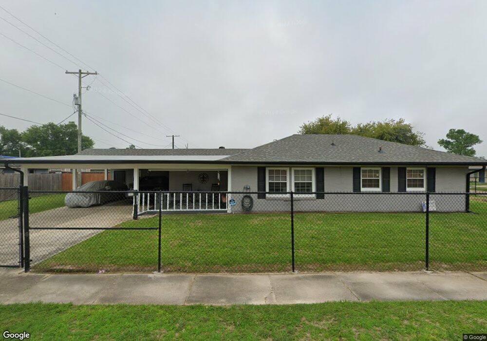 3802 Hoover Cir, Lake Charles, LA 70607 - photo 1