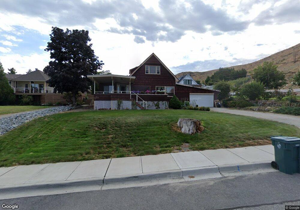 127 S East St, Chelan, WA 98816 - photo 1
