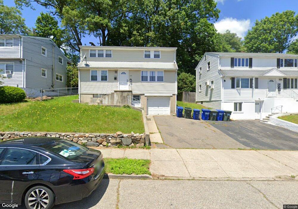 476 Merritt St unit 2, Bridgeport, CT 06606 - photo 1