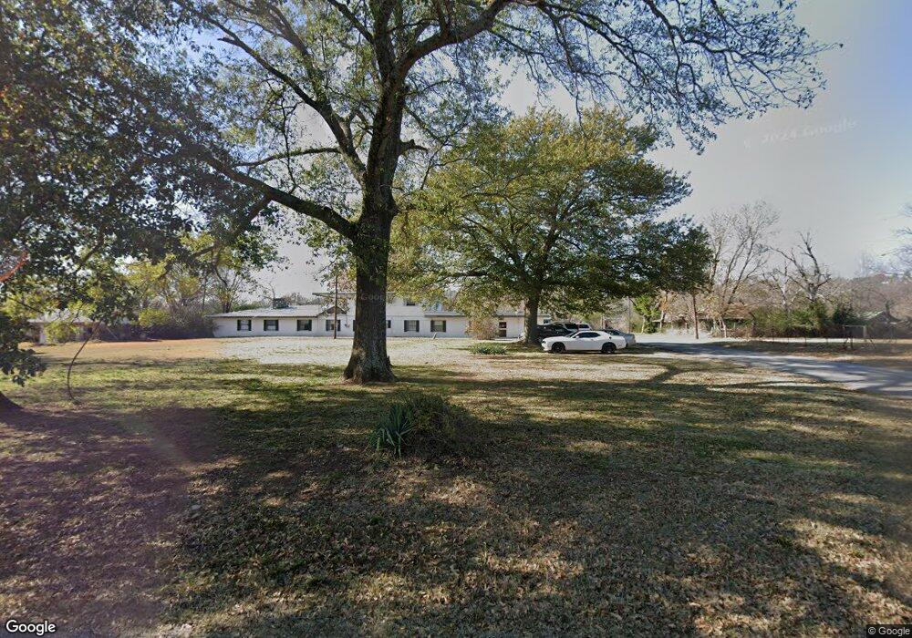 207 N Ferguson St, Henryetta, OK 74437 - photo 1