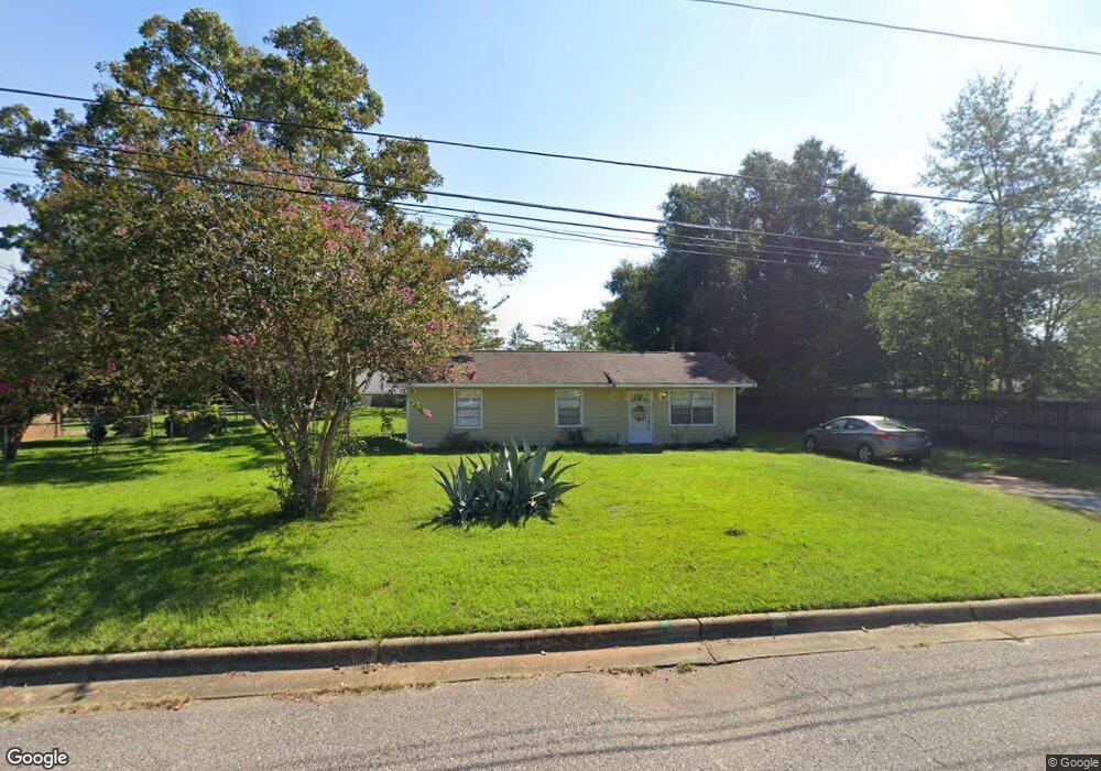 102 Dallas Dr, Dothan, AL 36305 - photo 1