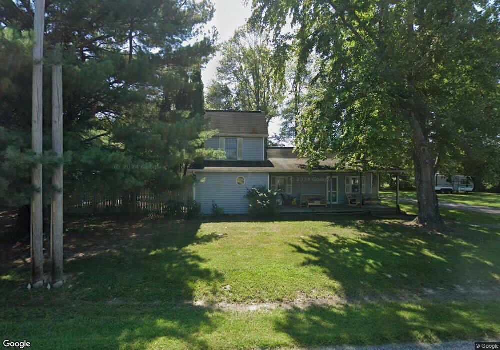 5525 W Deaver Rd, Columbus, IN 47201 - photo 1