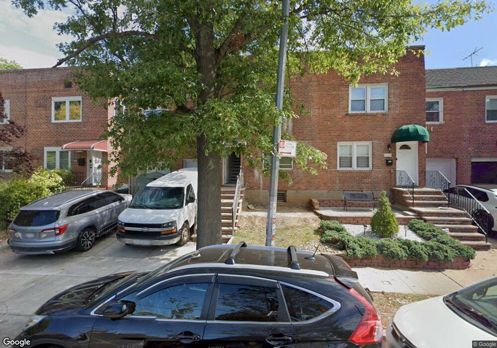 7639 Vleigh Place, Flushing, NY 11367 - photo 1