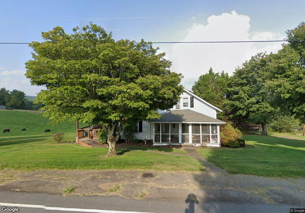 844 Shingle Gap Rd, Purlear, NC 28665 - photo 1