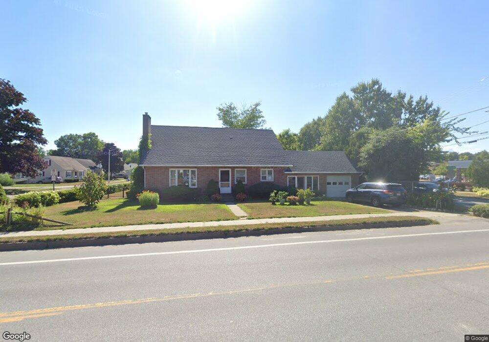 1091 North Ave, Burlington, VT 05408 - photo 1