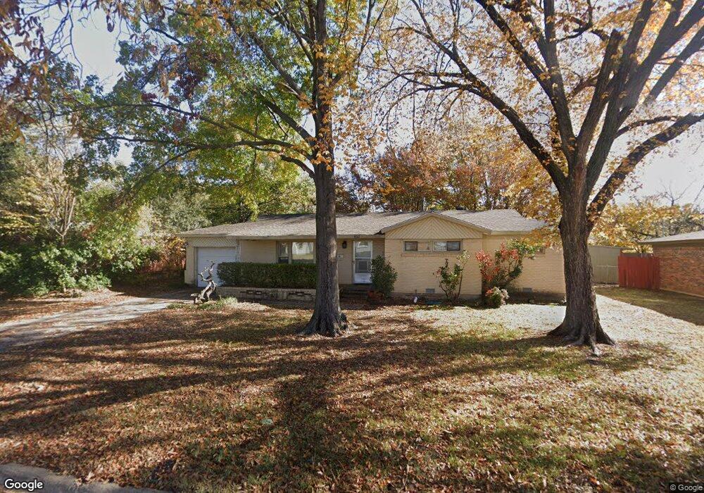 832 Glenda Dr, Bedford, TX 76022 - photo 1