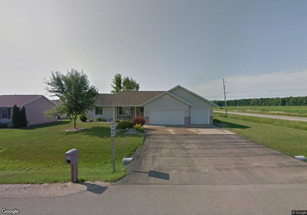 W6093 Hearthstone Dr, Appleton, WI 54915 - photo 1