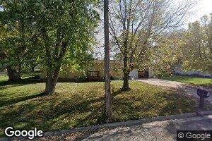 703 S Crescent St, Flandreau, SD 57028