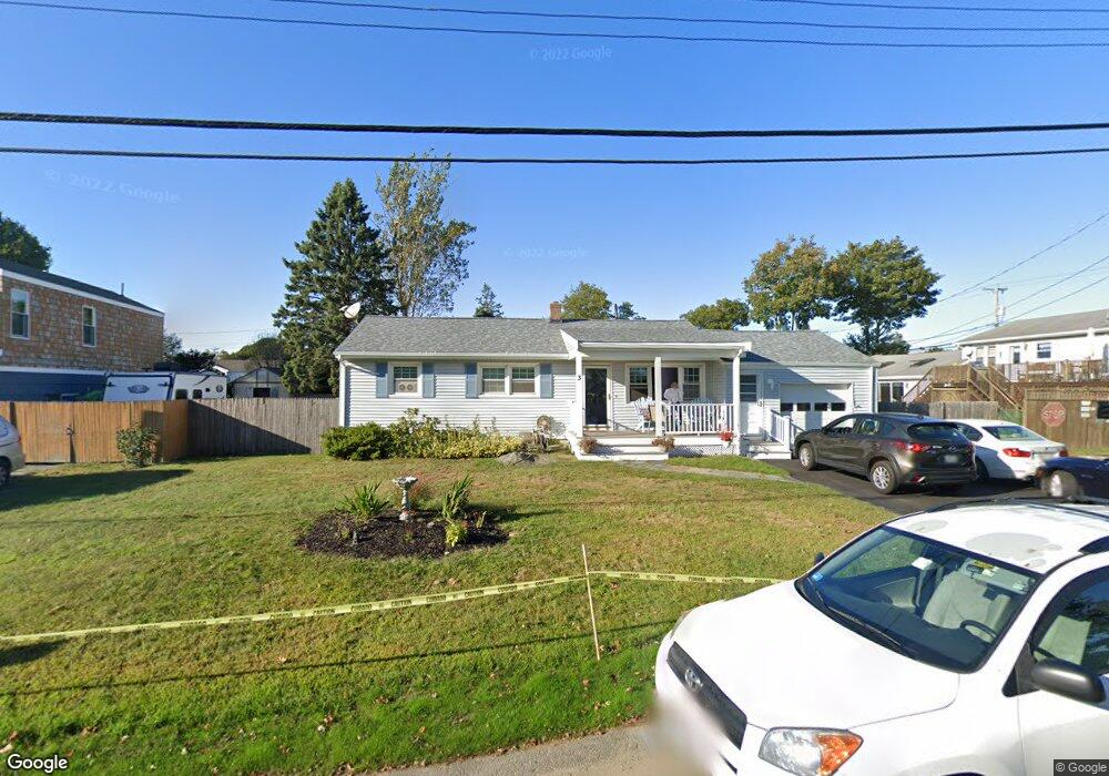 3 Squantum Dr, Middletown, RI 02842 - photo 1