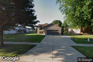 213 Homestead Rd, Mankato, MN 56001
