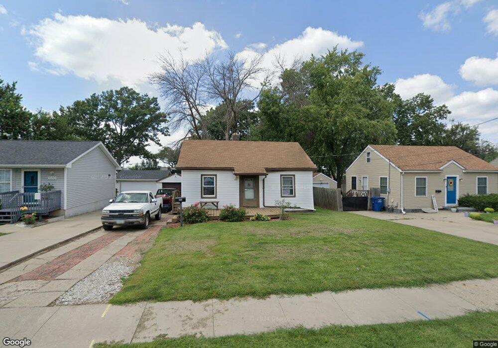 3914 57th St, Des Moines, IA 50310 - photo 1