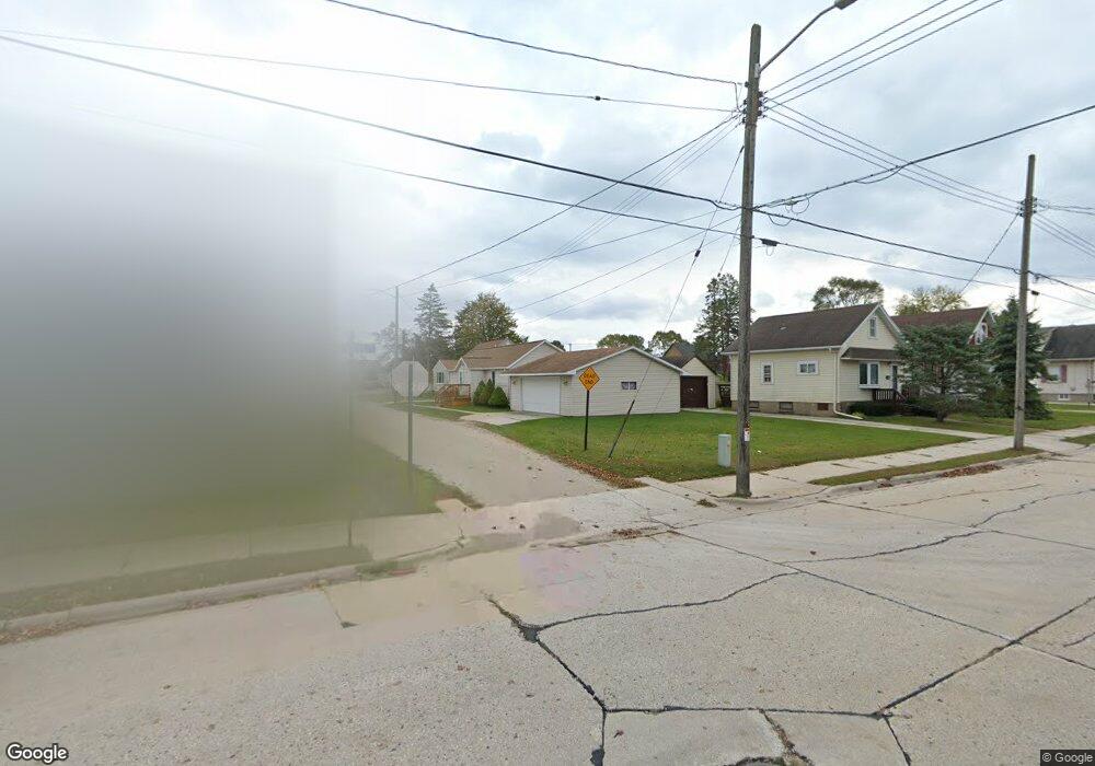 2355 8th St, Two Rivers, WI 54241 - photo 1