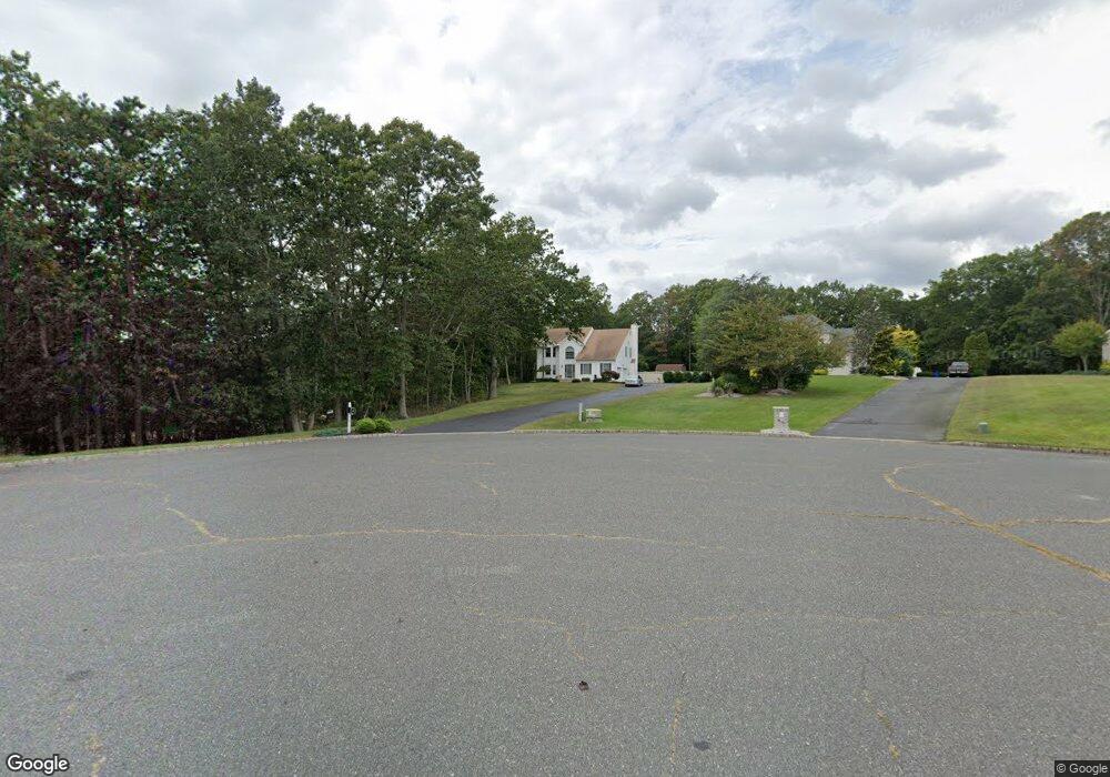 11 Twin Hill Ct, Howell, NJ 07731 - photo 1