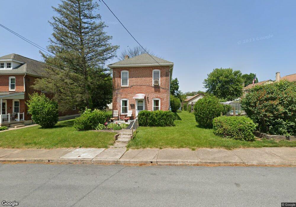 547 E Race St, Pottstown, PA 19464 - photo 1