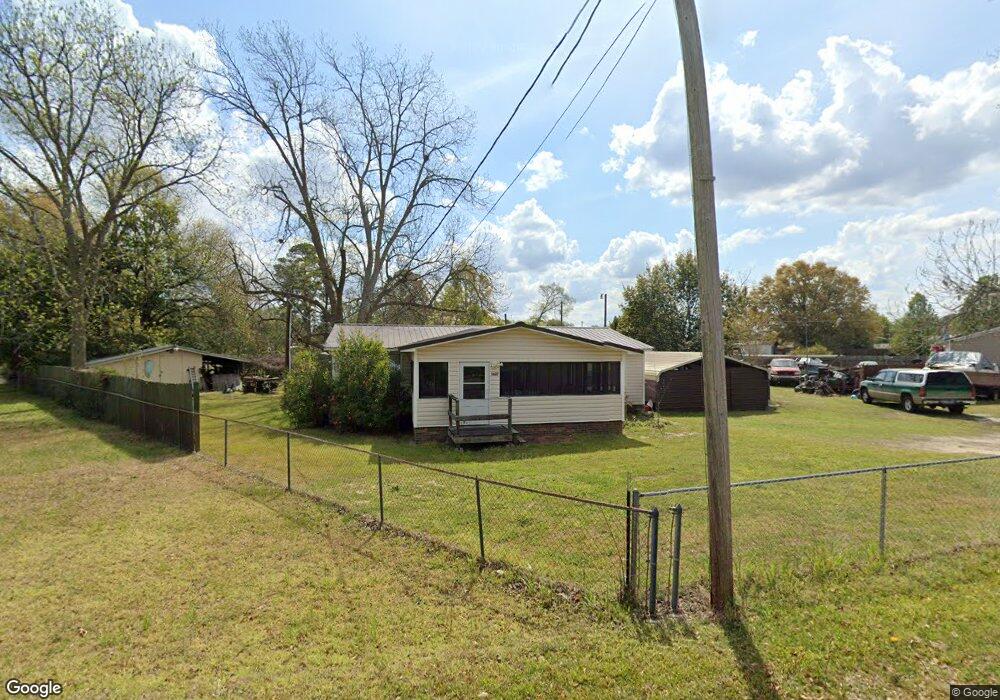 1627 Powell St, Fayetteville, NC 28306 - photo 1