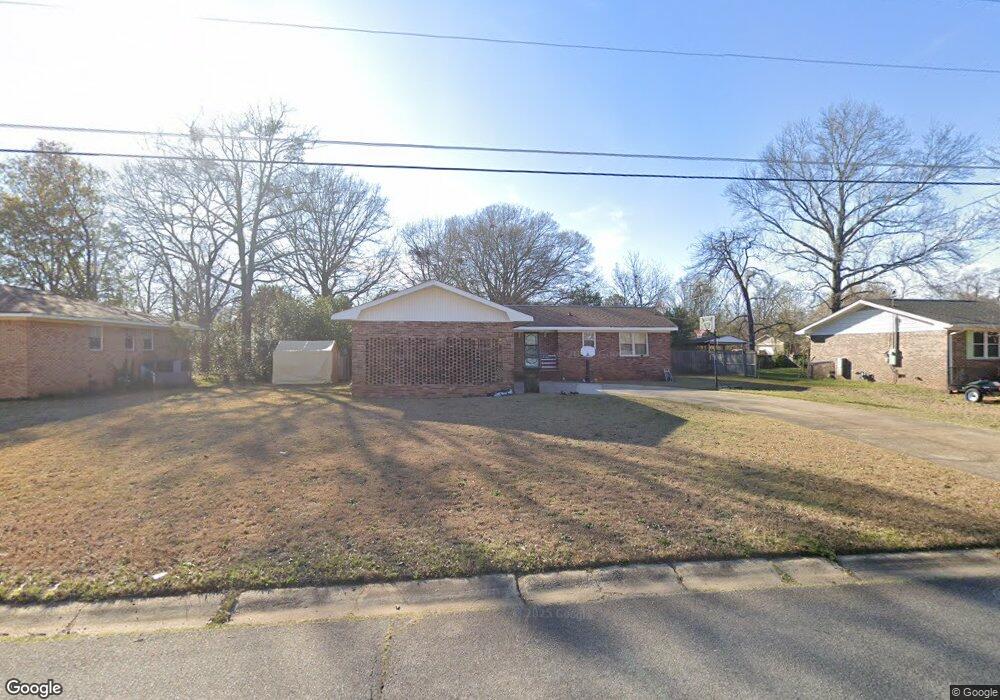 304 Emory Dr, Warner Robins, GA 31093 - photo 1