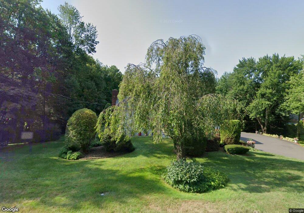 72 Mohegan Rd, Shelton, CT 06484 - photo 1