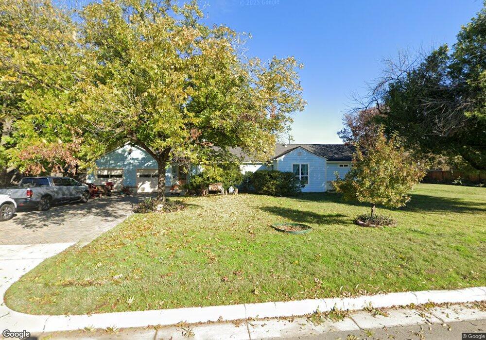 714 W Church St, Grand Prairie, TX 75050 - photo 1