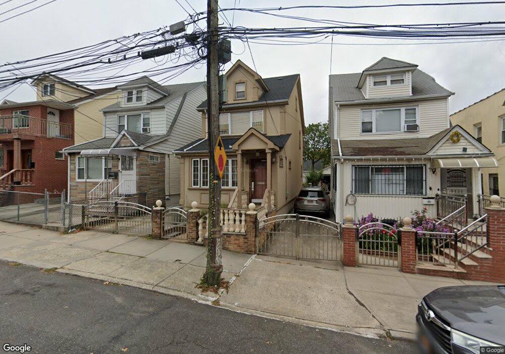 6136 159th St, Fresh Meadows, NY 11365 - photo 1