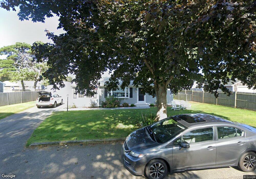 20 Princeton Cir, West Dennis, MA 02670 - photo 1