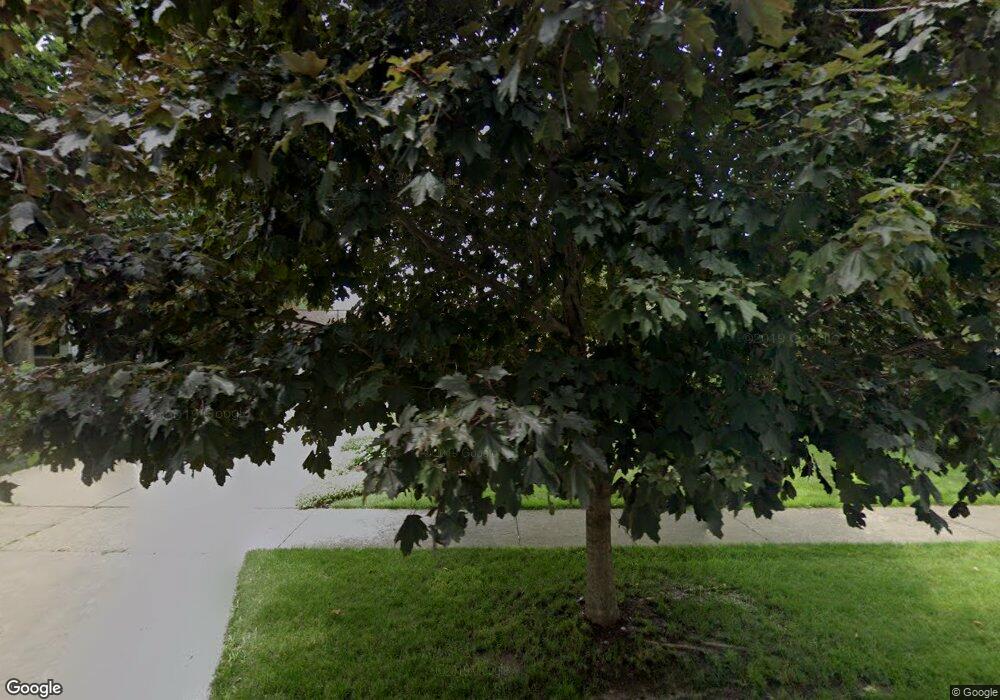 305 Sterling Dr, Oregon, WI 53575 - photo 1