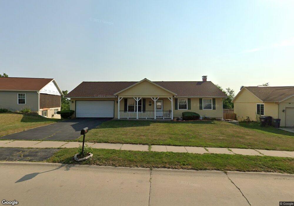 4400 Orchard Dr NW, Cedar Rapids, IA 52405 - photo 1